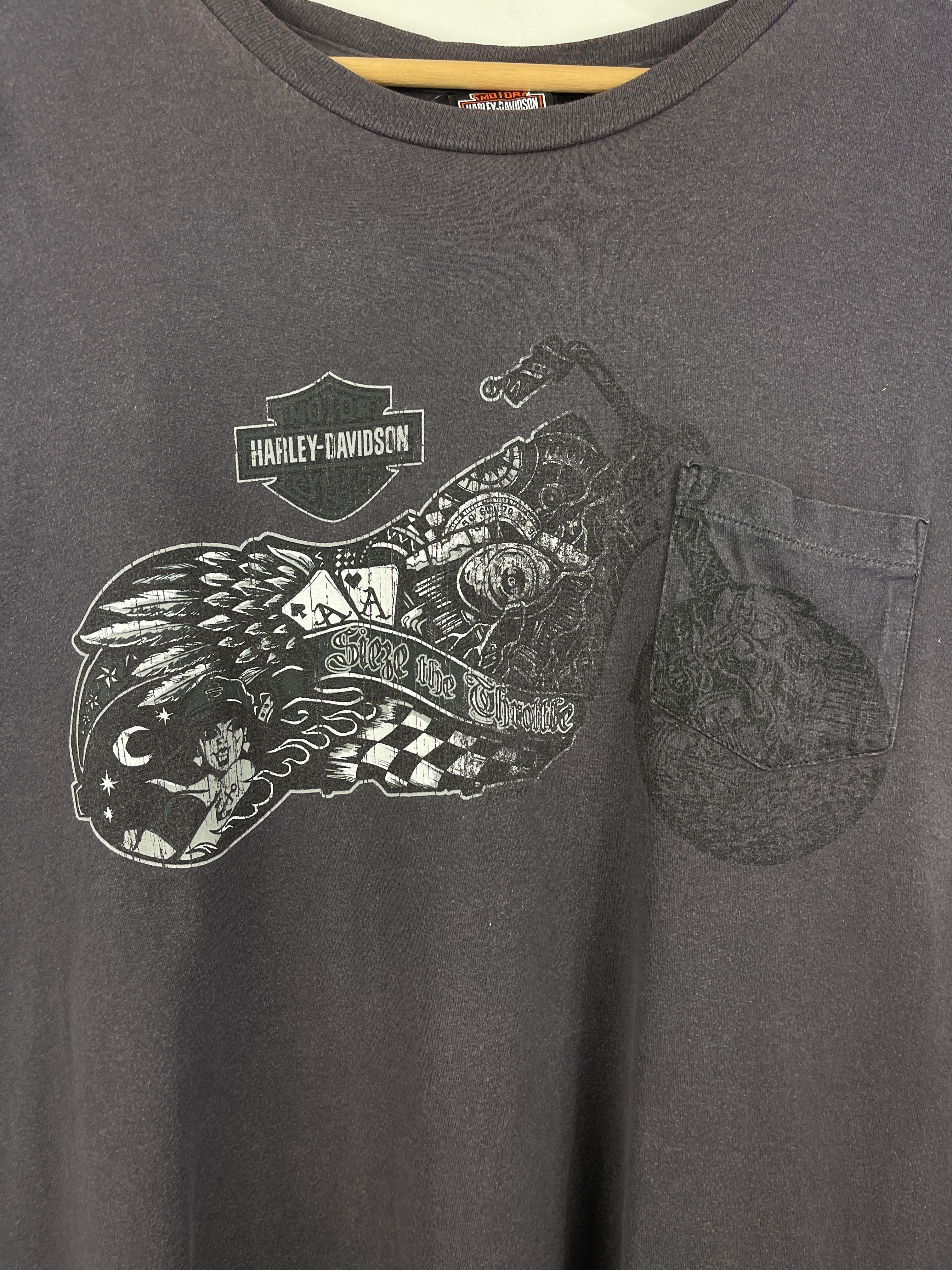 Vintage Harley Davidson Thiensville Wisconsin Grey Pocket Tee