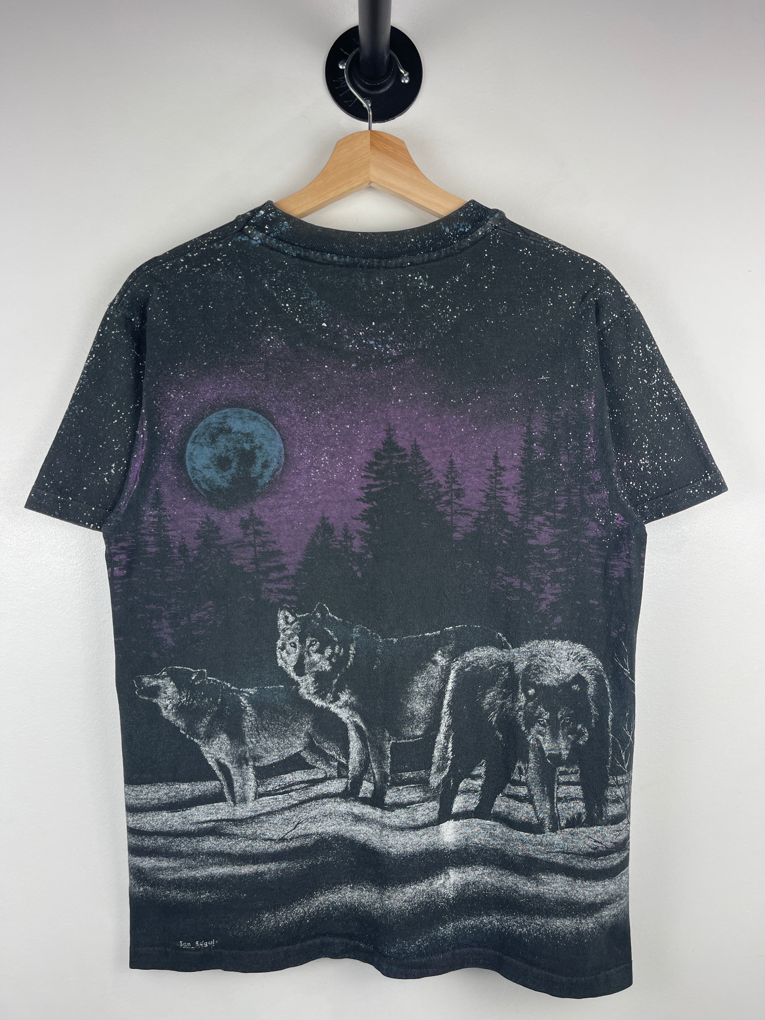 Vintage 90s South Dakota Wolf Nature All Over Print Black Tee