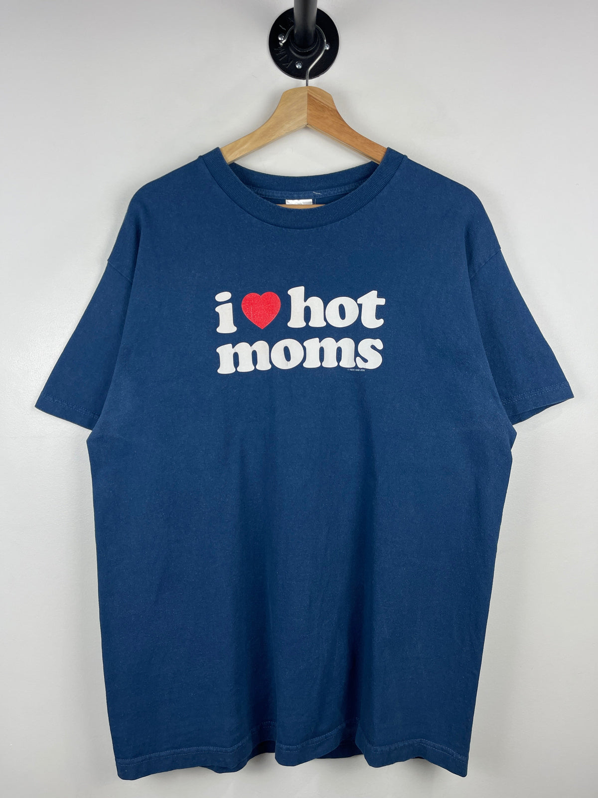 Vintage I Heart Hot Moms Comedy Navy Tee
