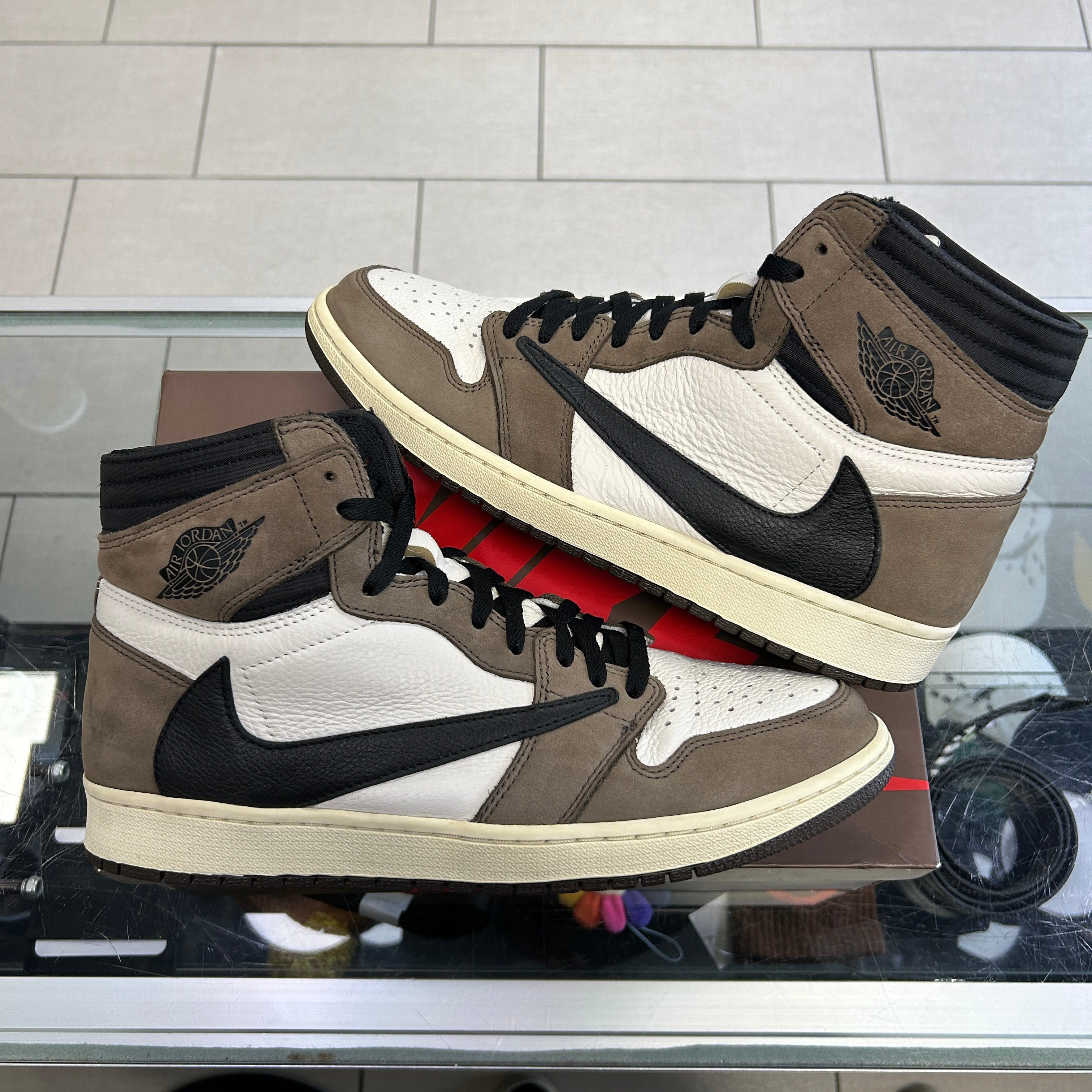 Jordan 1 Travis Scott Mocha 2019