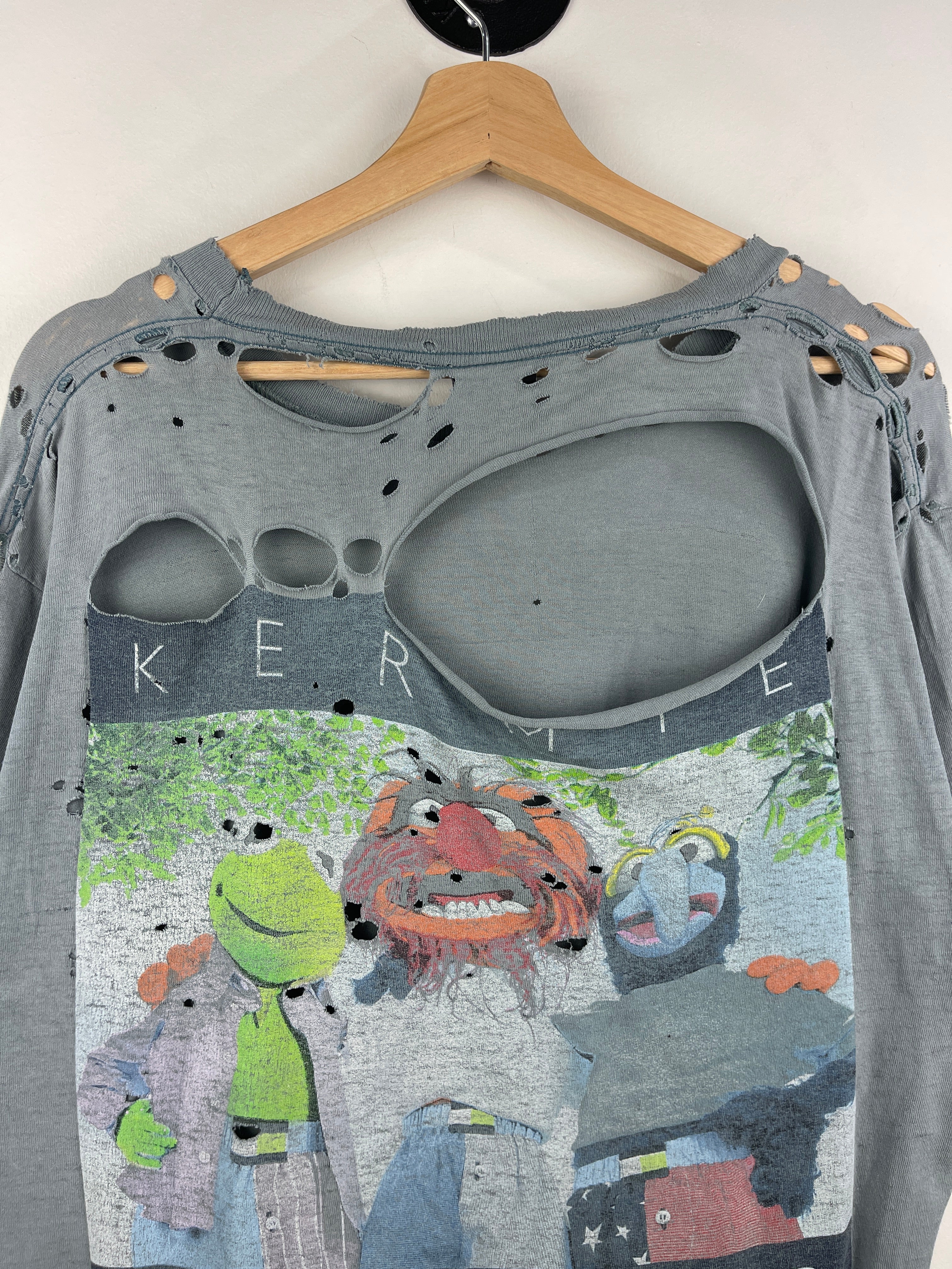 Vintage 90s The Muppets Kermie Hilflipper Thrashed Tee