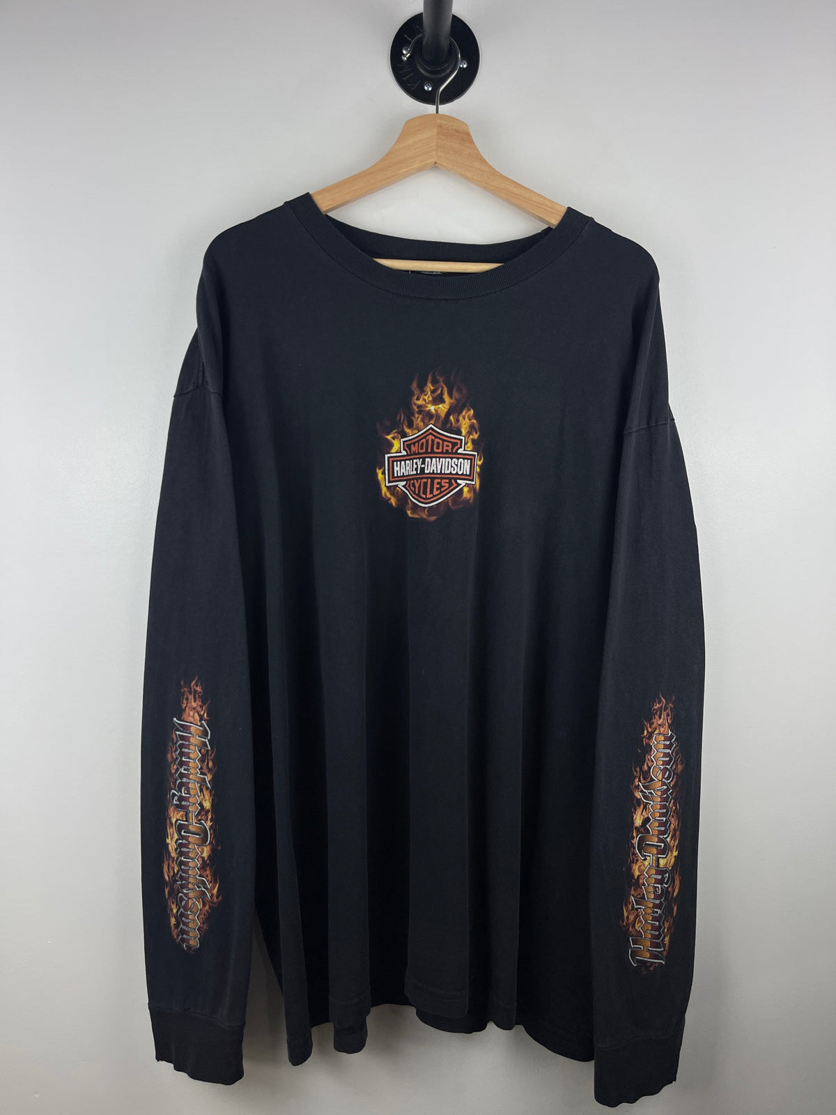 Vintage Harley Davidson Flame Ball Wisconsin Black Long Sleeve