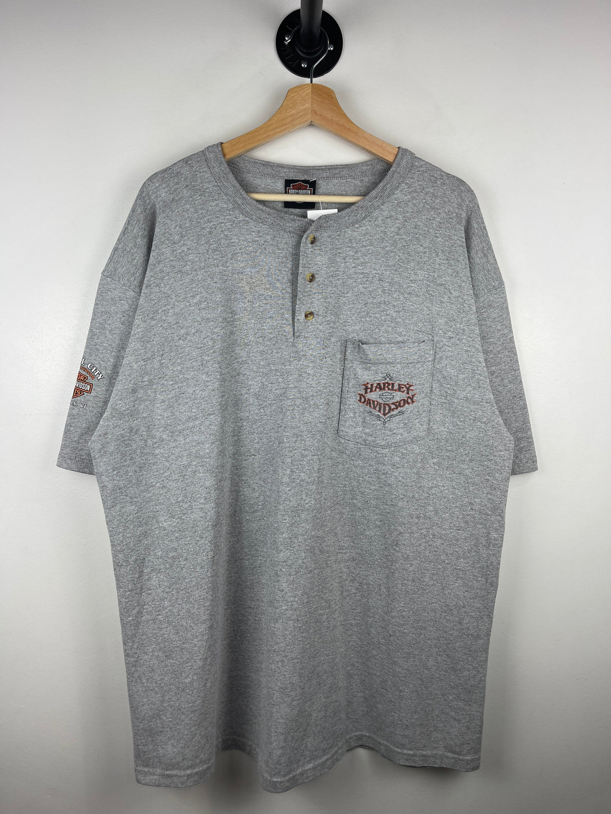 Vintage Harley Davidson Wisconsin Henley Grey Tee