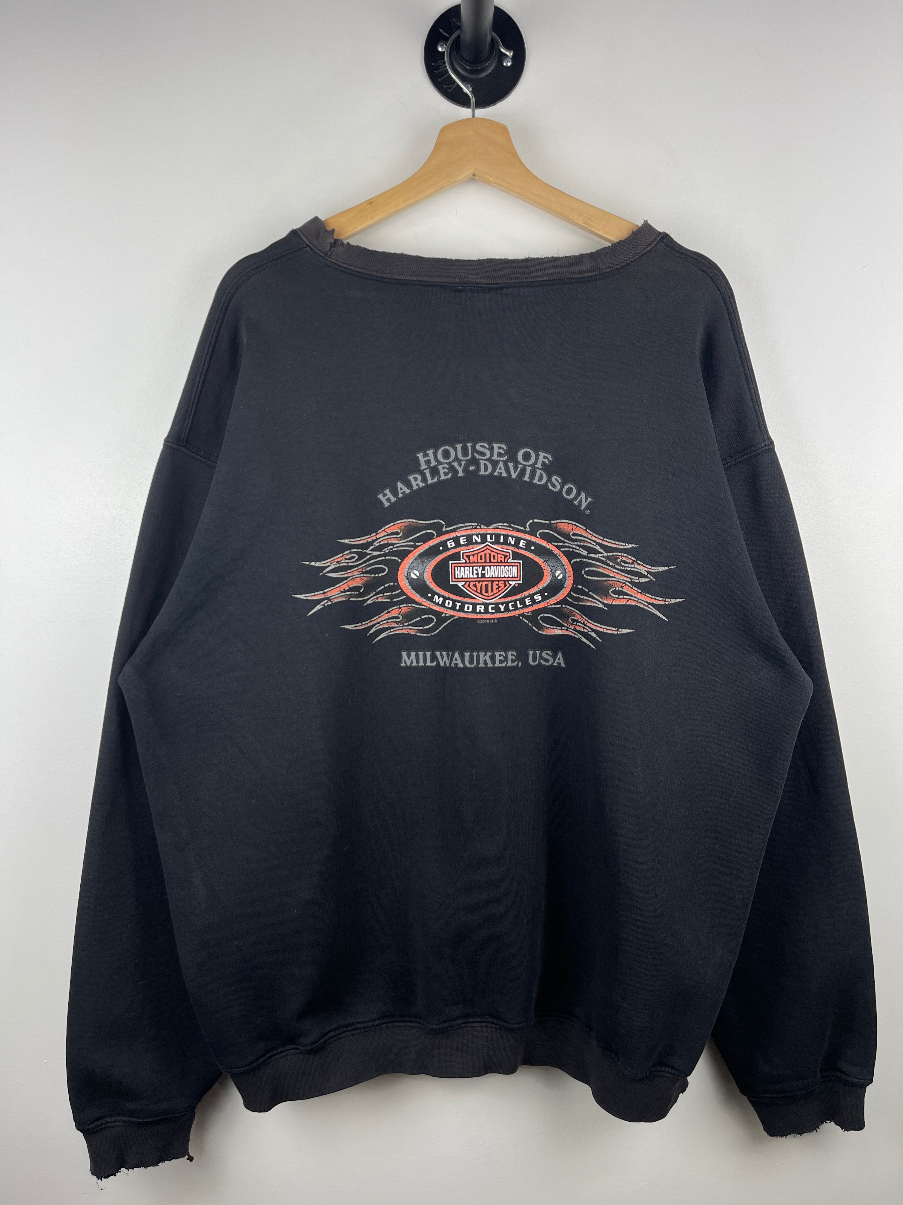 Vintage Harley Davidson Eagle Milwaukee Thrashed Black Crewneck