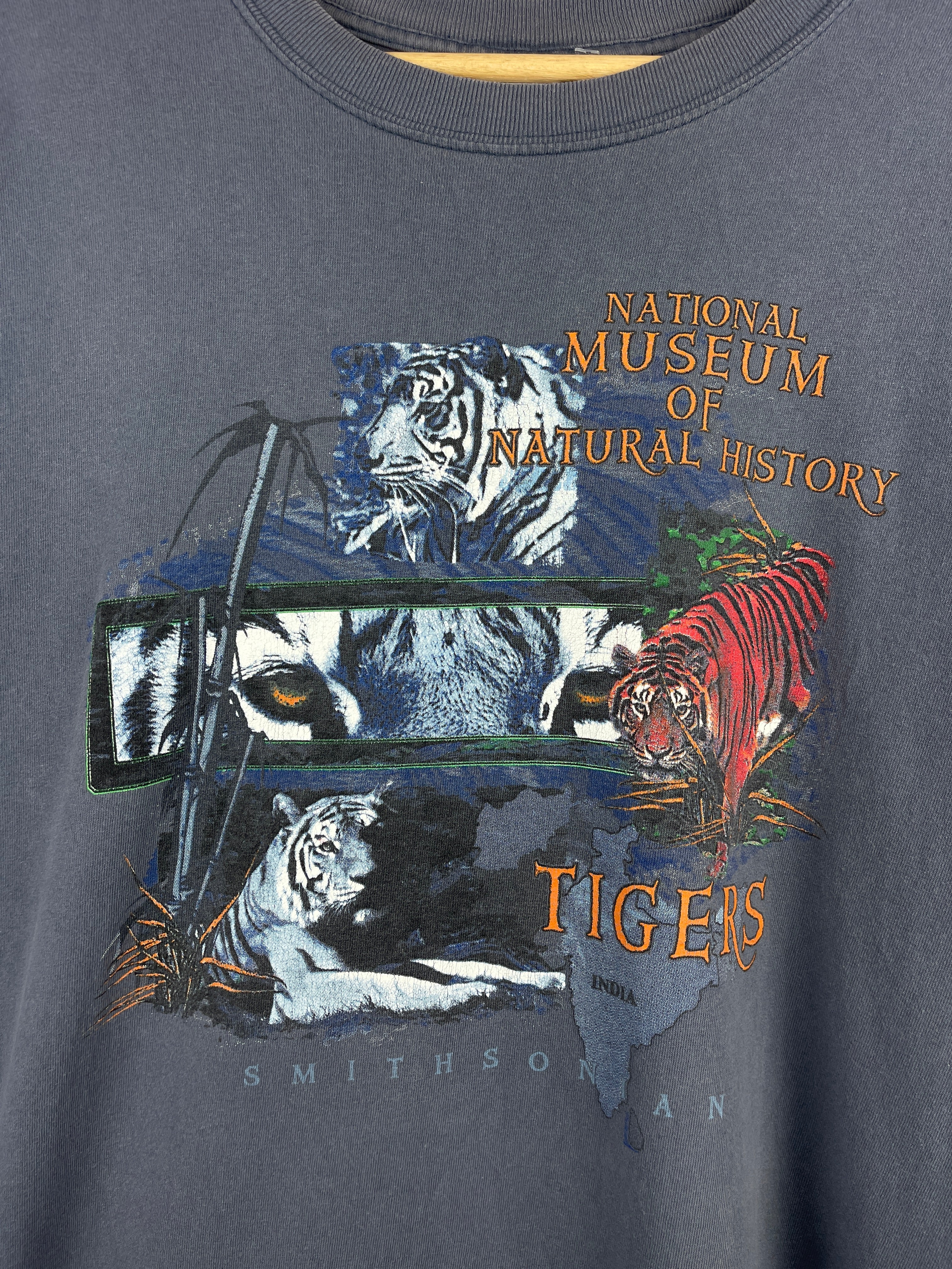 Vintage 90s Smithsonian National Museum Tigers Navy Tee