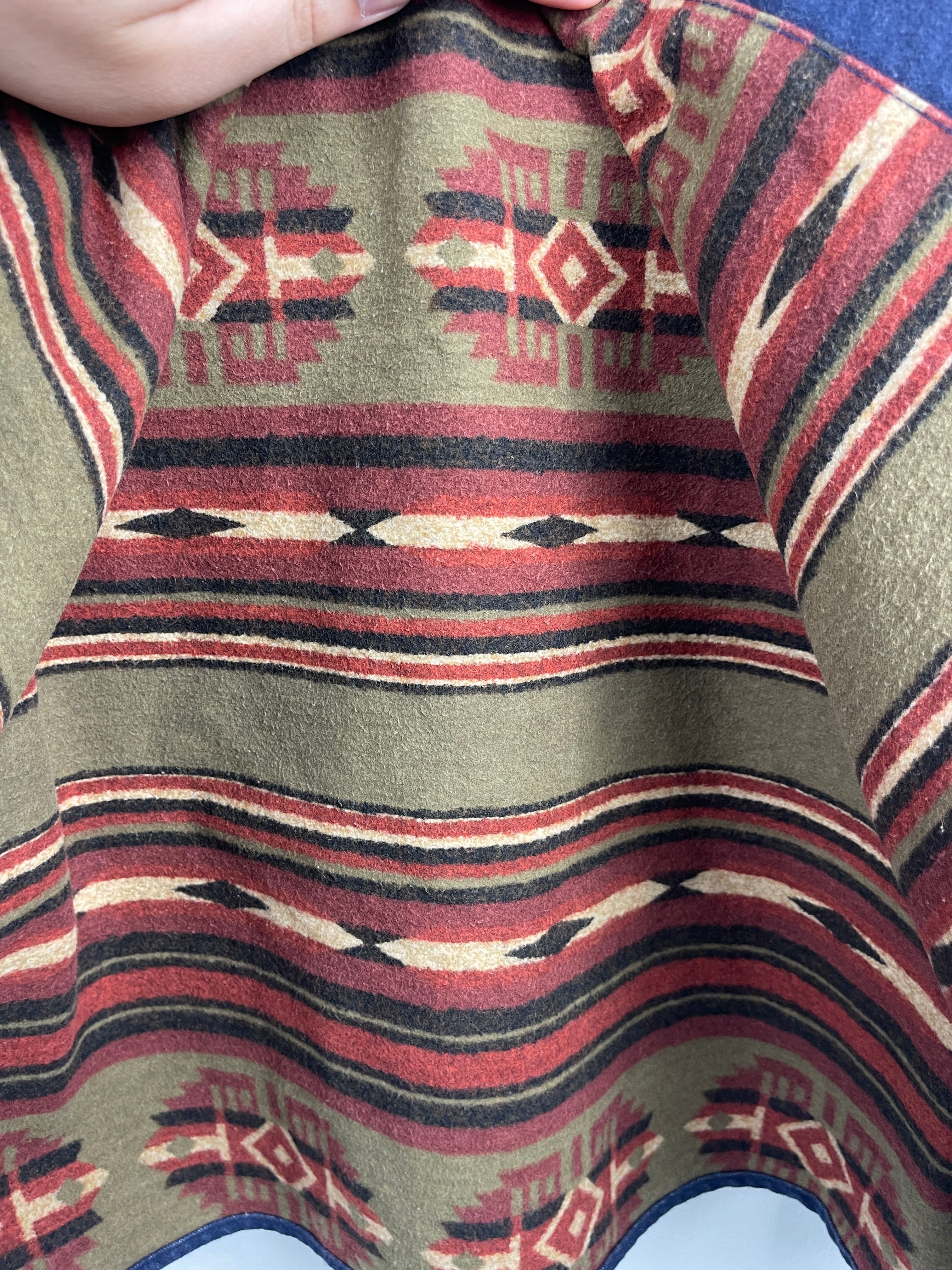 Vintage LL Bean Aztec Lined Navy Button Up Long Sleeve Shirt