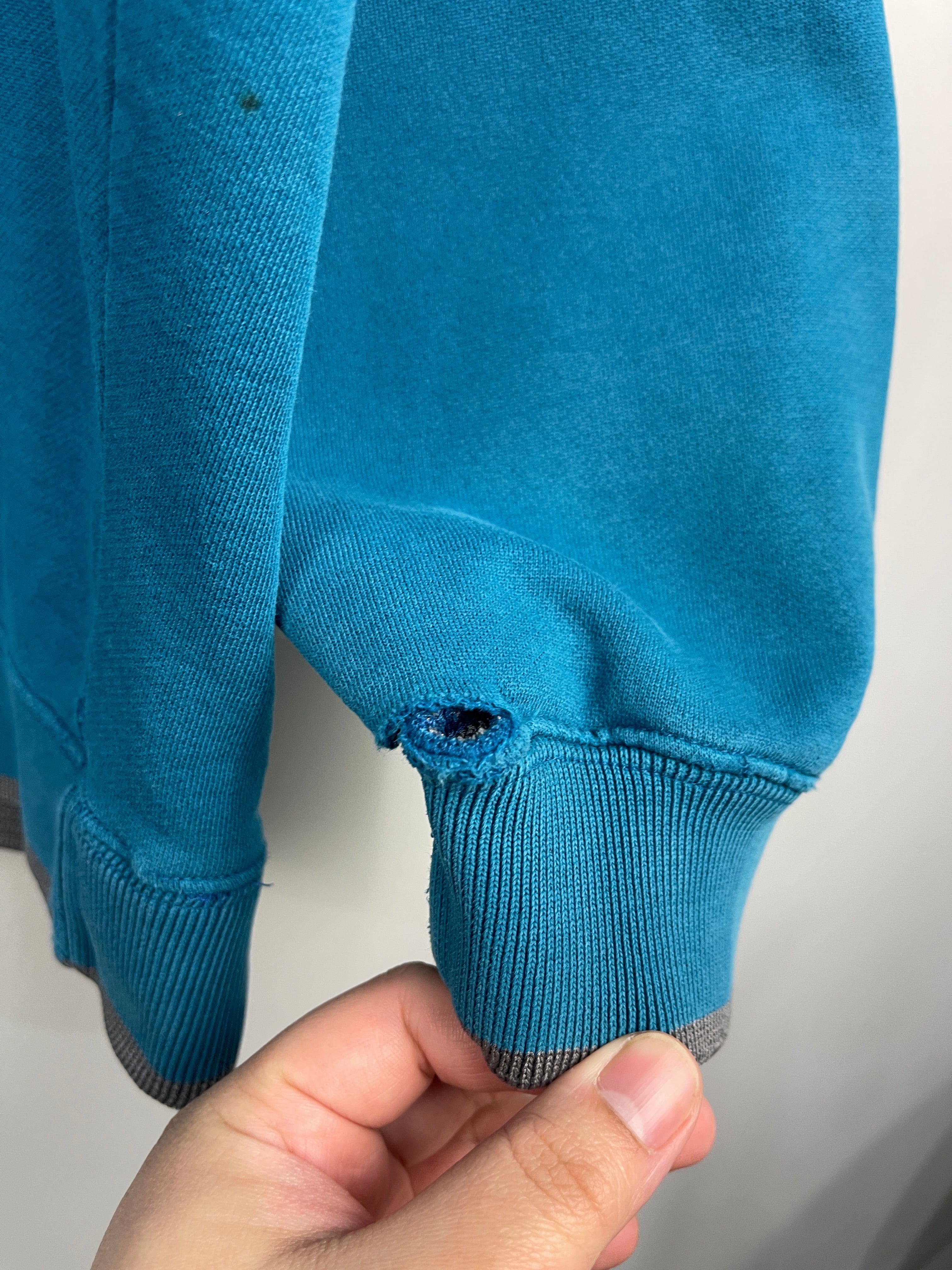 Vintage 90s Wilson Golf Club Embroidered Teal Crewneck