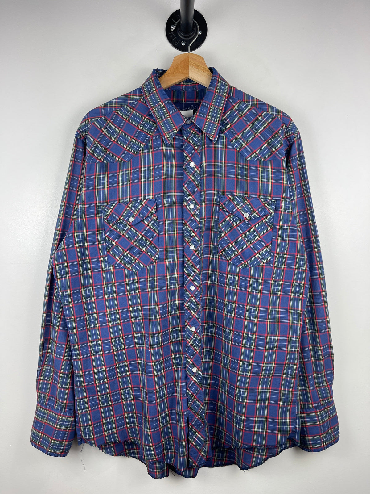 Vintage 90s Wrangler Western Pearl Snap Plaid Blue Long Sleeve Button Up Shirt