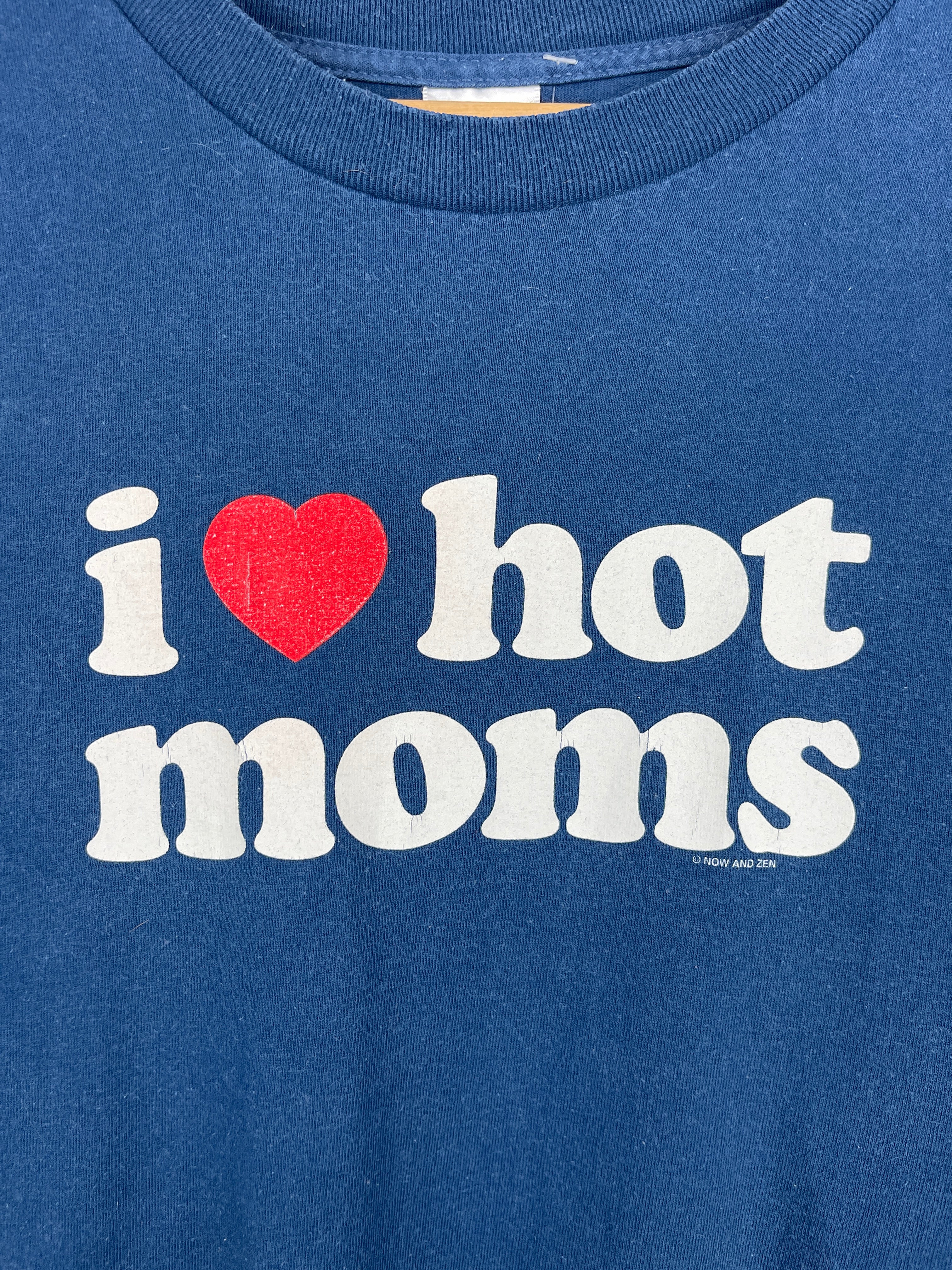 Vintage I Heart Hot Moms Comedy Navy Tee
