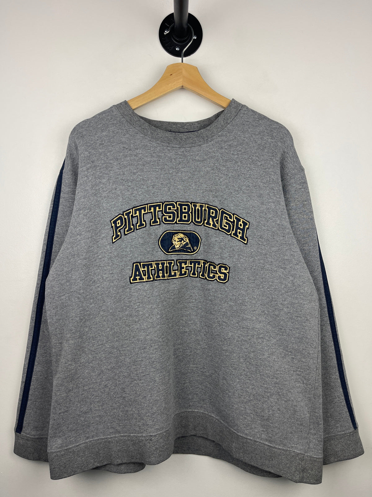 Vintage Aeropostale Pittsburgh Panthers Athletics University Embroidered Grey Crewneck