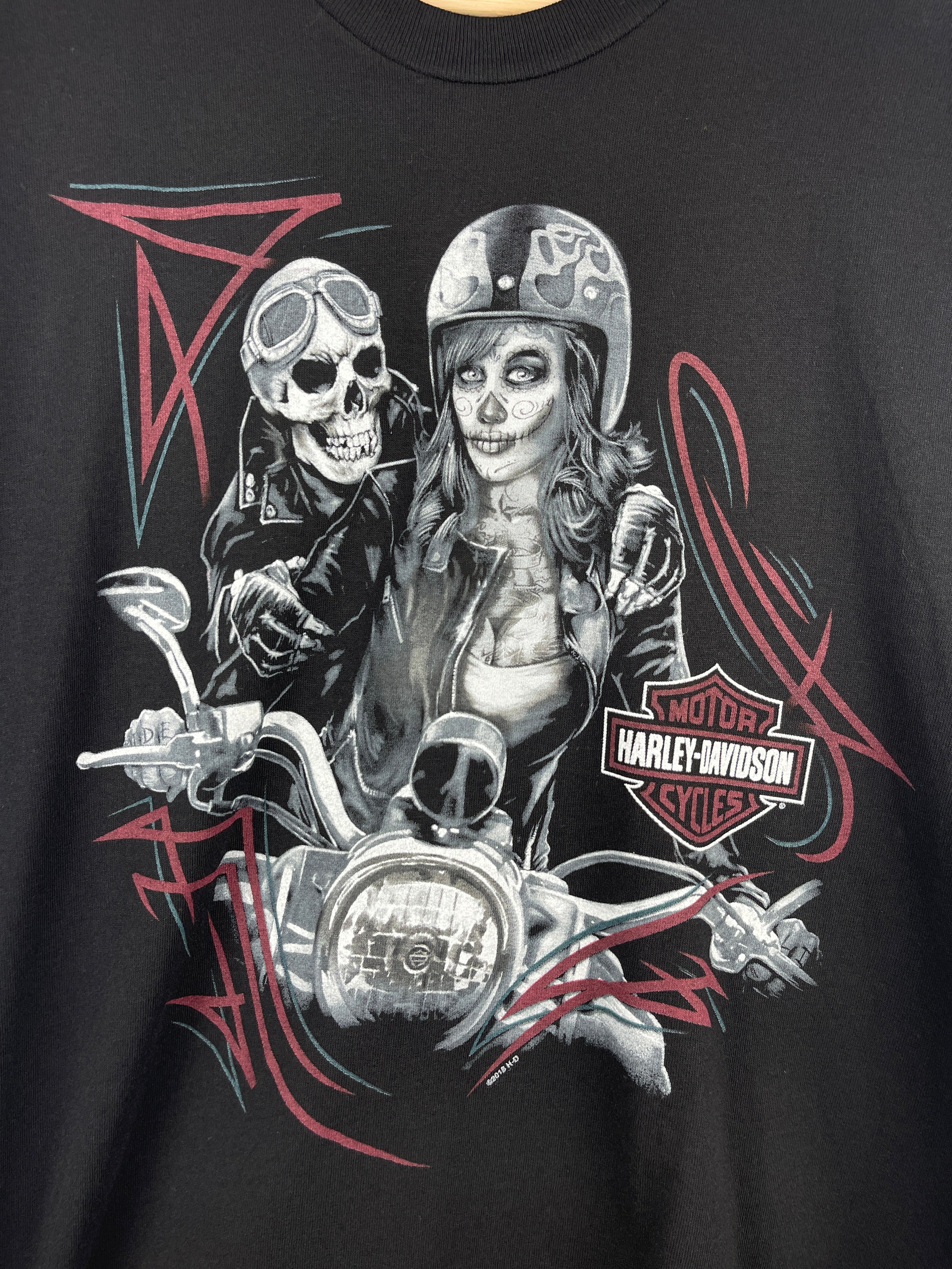 Vintage Harley Davidson Skull & Girl Tribal Black Tee