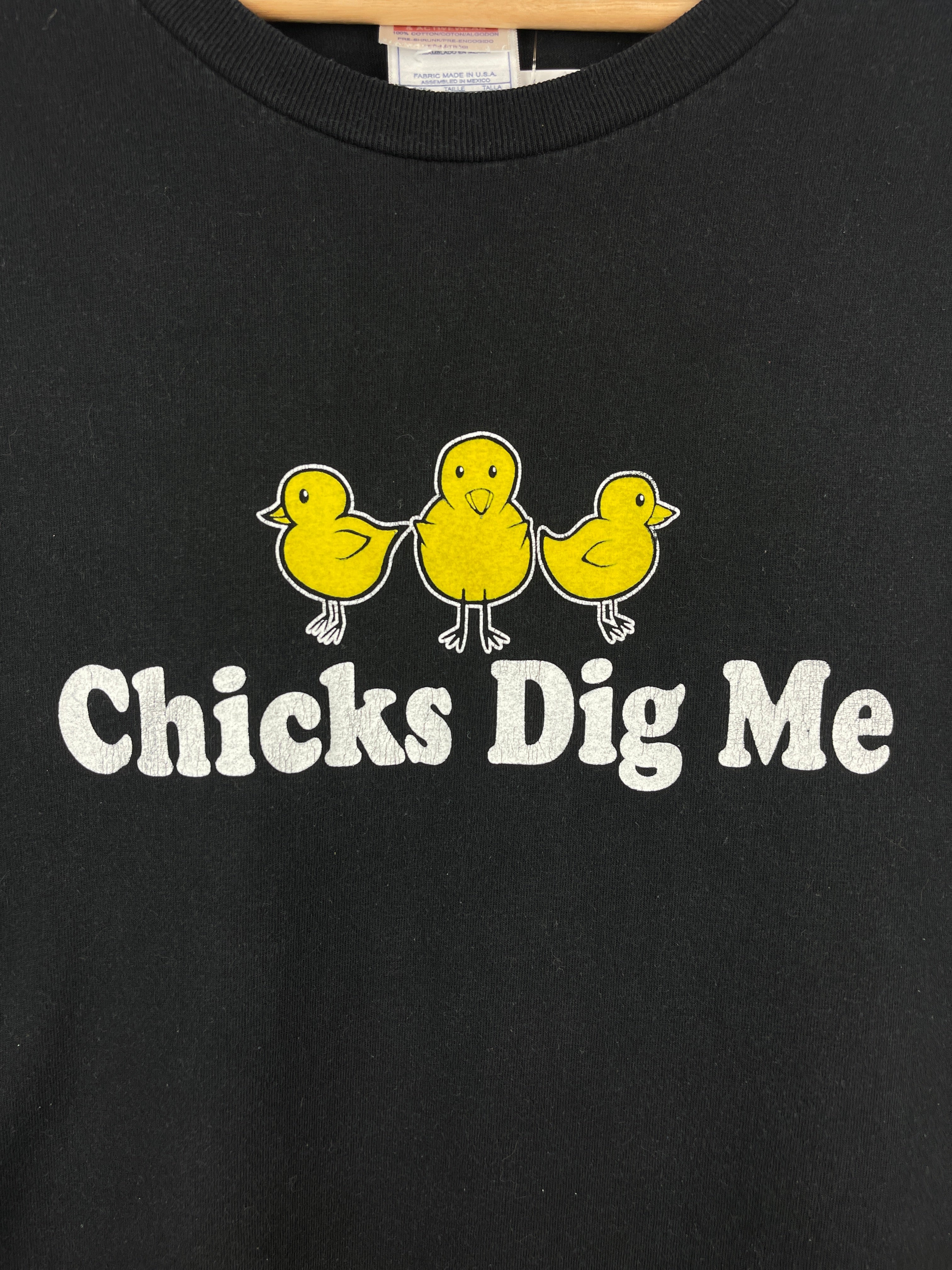Vintage Chicks Dig Me Comedy Black Tee