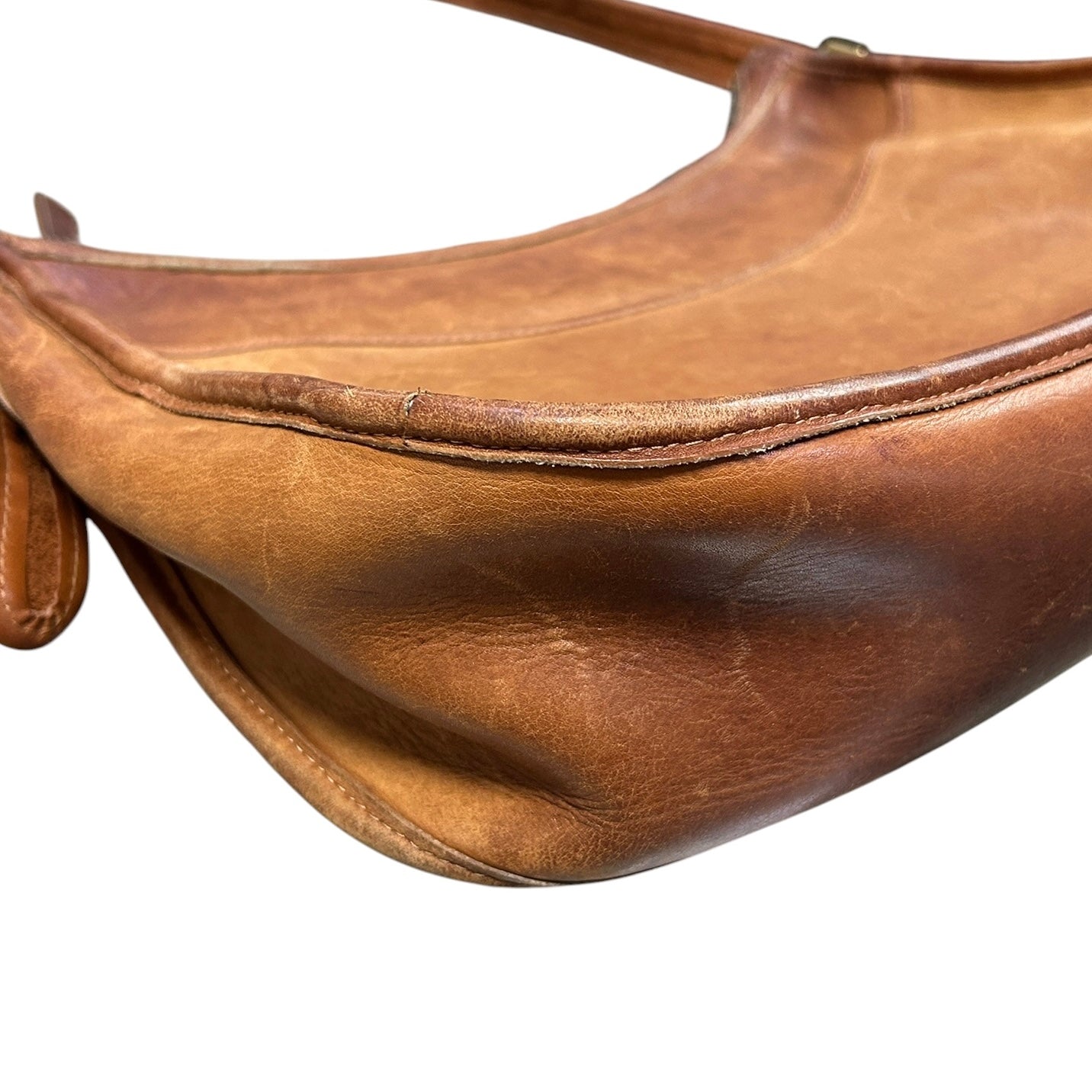 Vintage 90s Coach British Tan Classic Hobo Bag