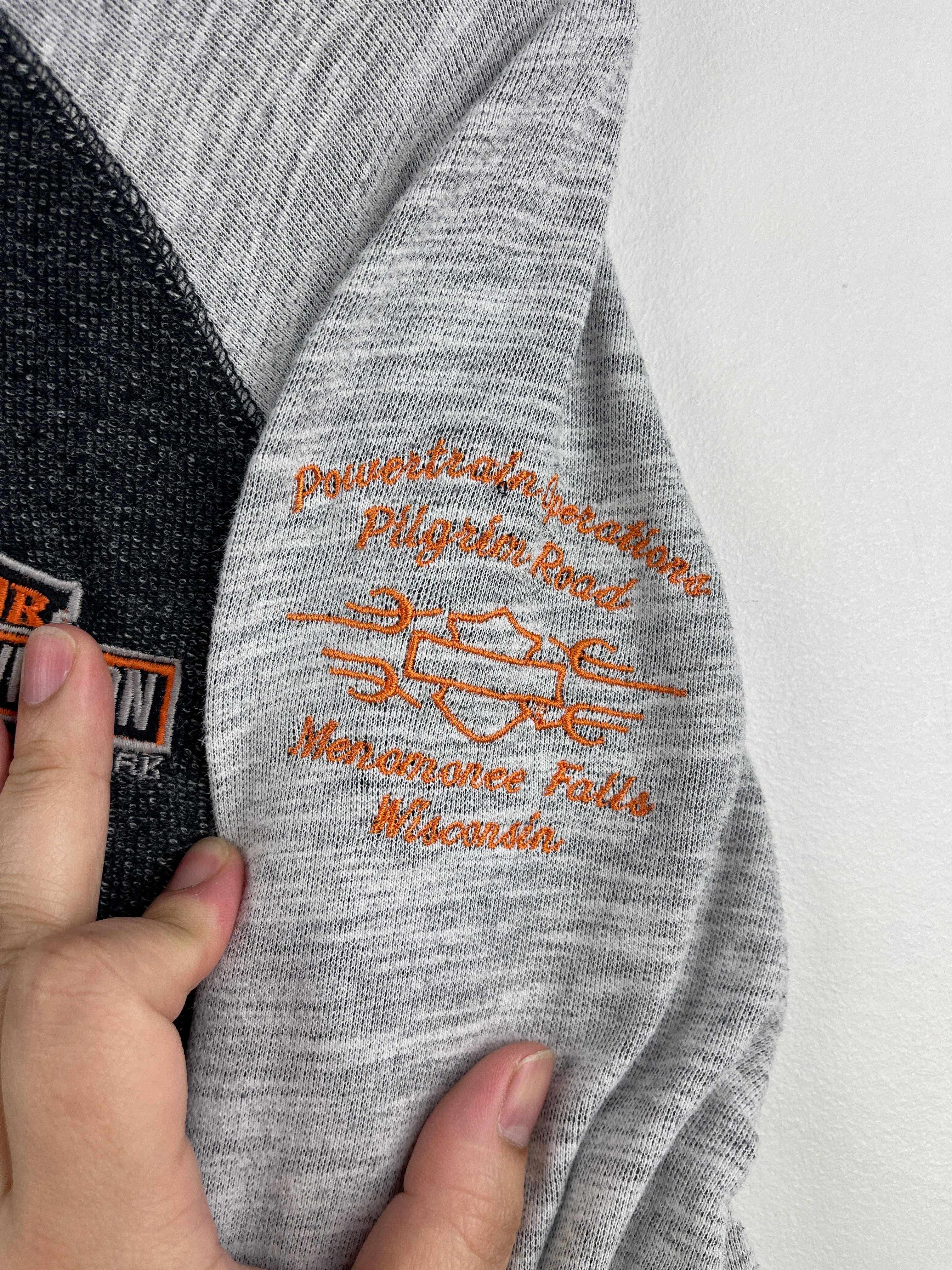 Vintage Harley Davidson Wisconsin Embroidered Grey & Black Zip Up Hoodie