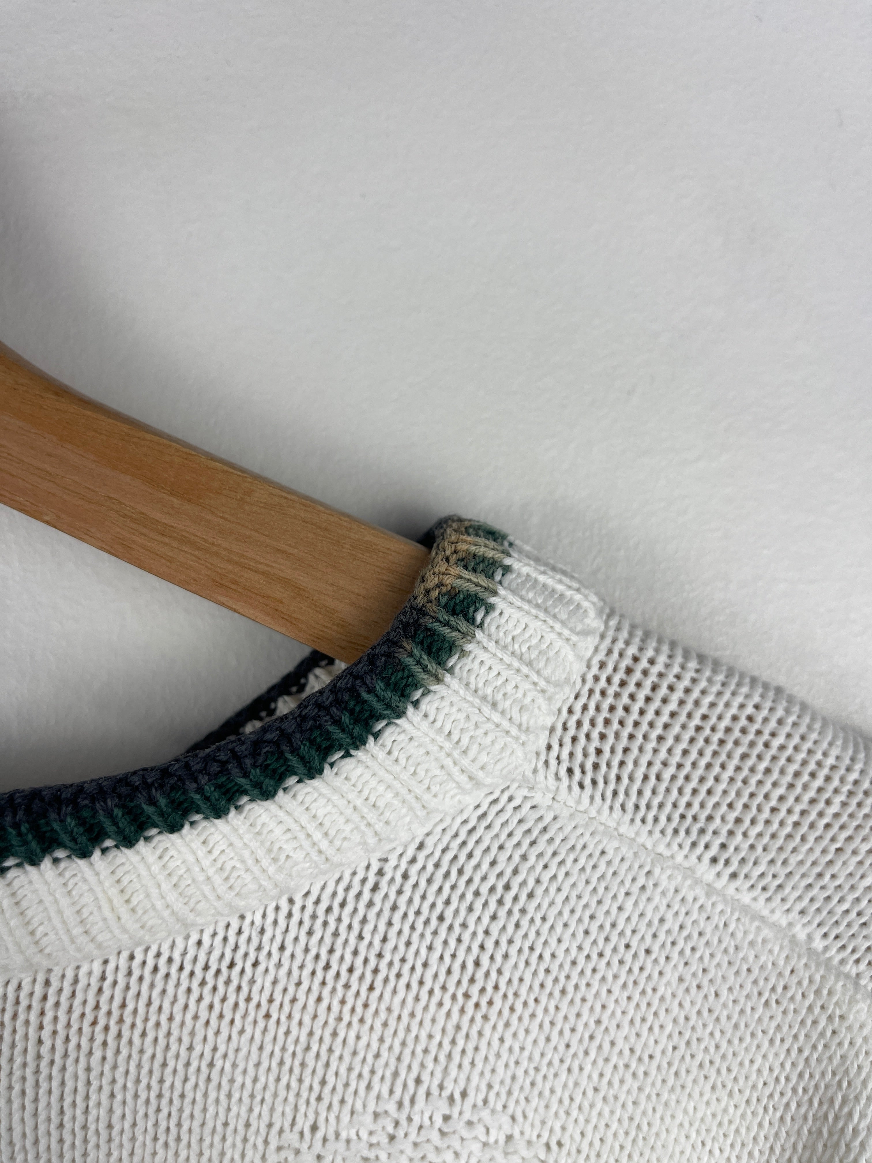 Vintage Fairway Sport Golf Player Embroidered White Knit Sweater