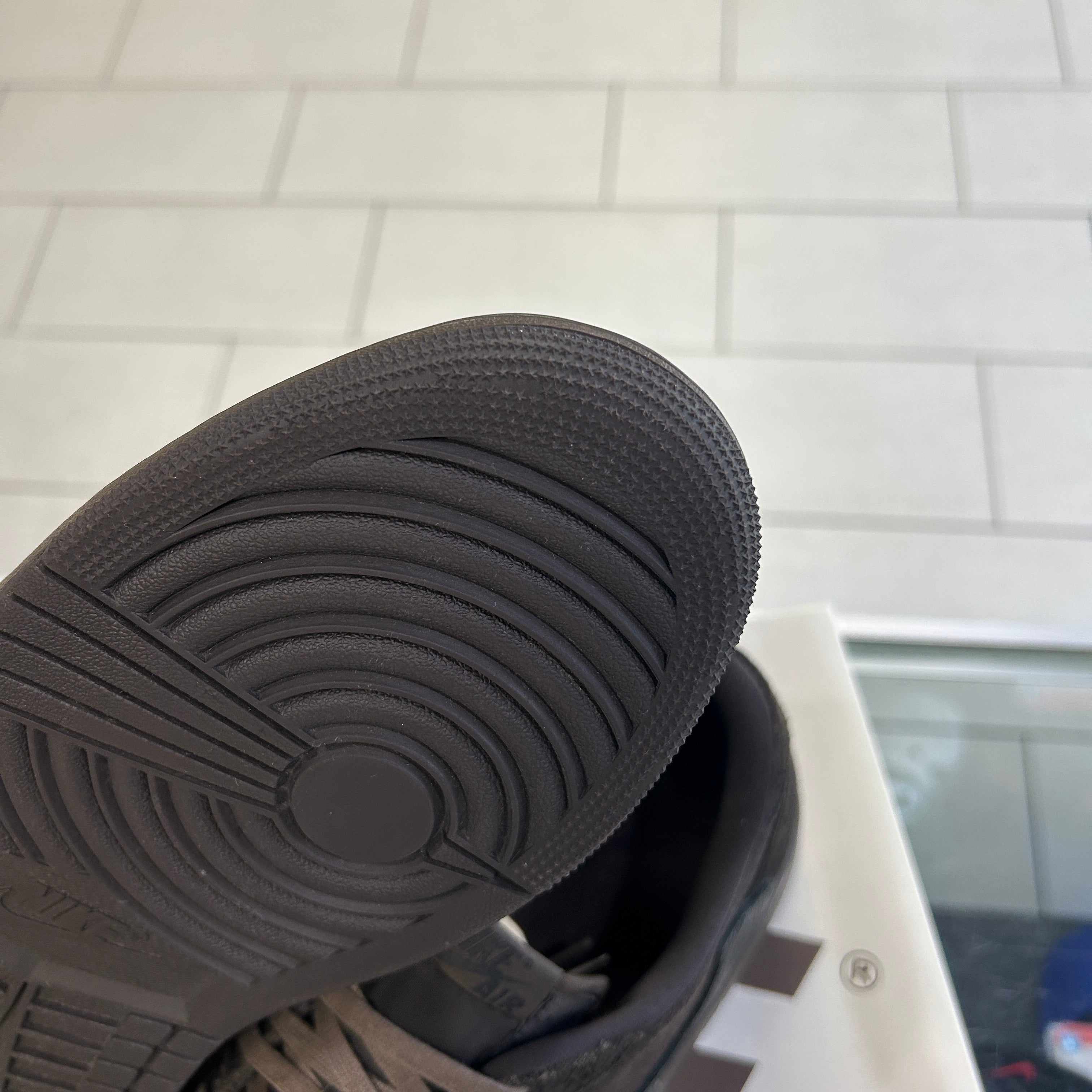 Jordan 1 Low Travis Scott Velvet Brown