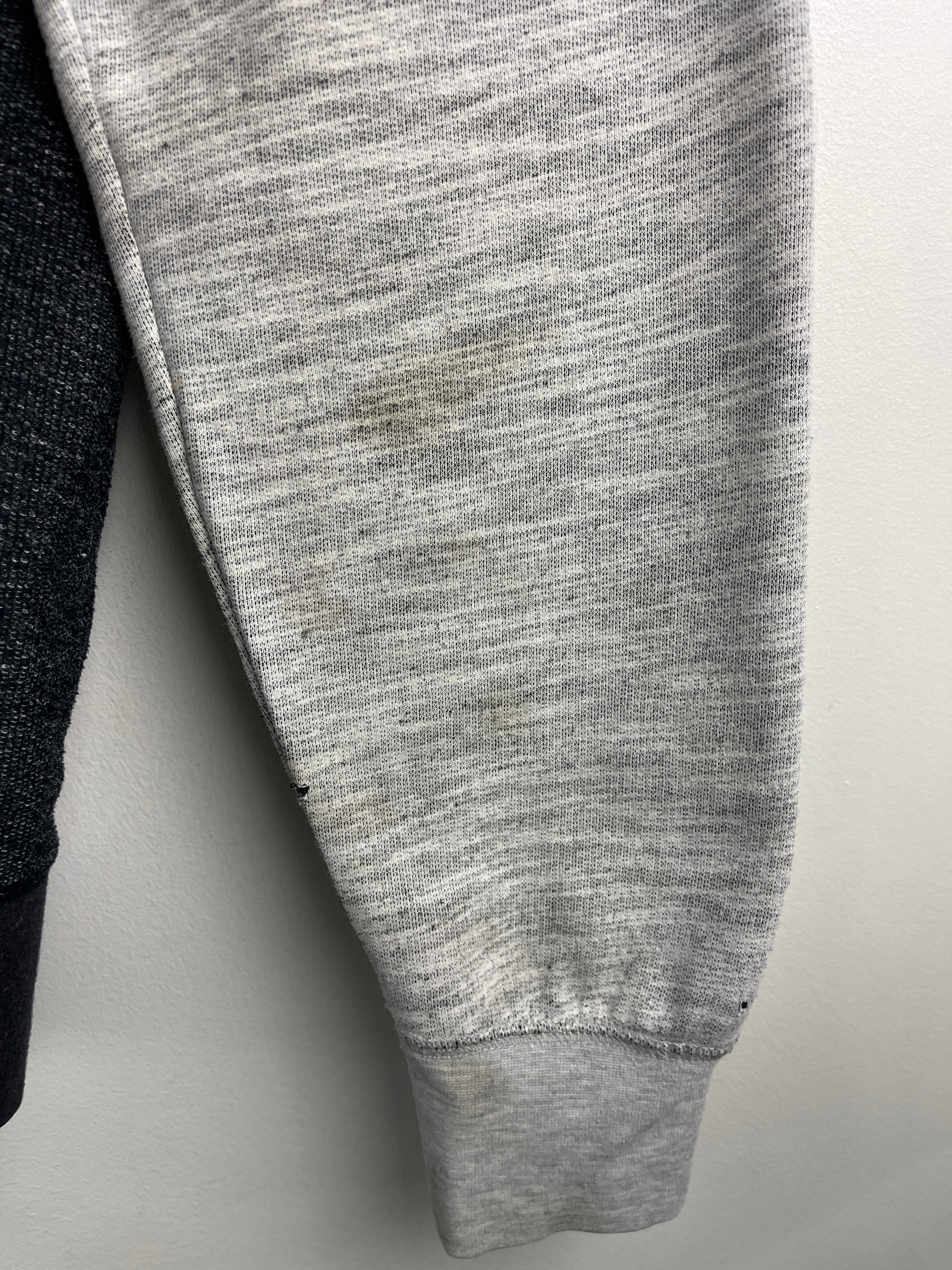 Vintage Harley Davidson Wisconsin Embroidered Grey & Black Zip Up Hoodie
