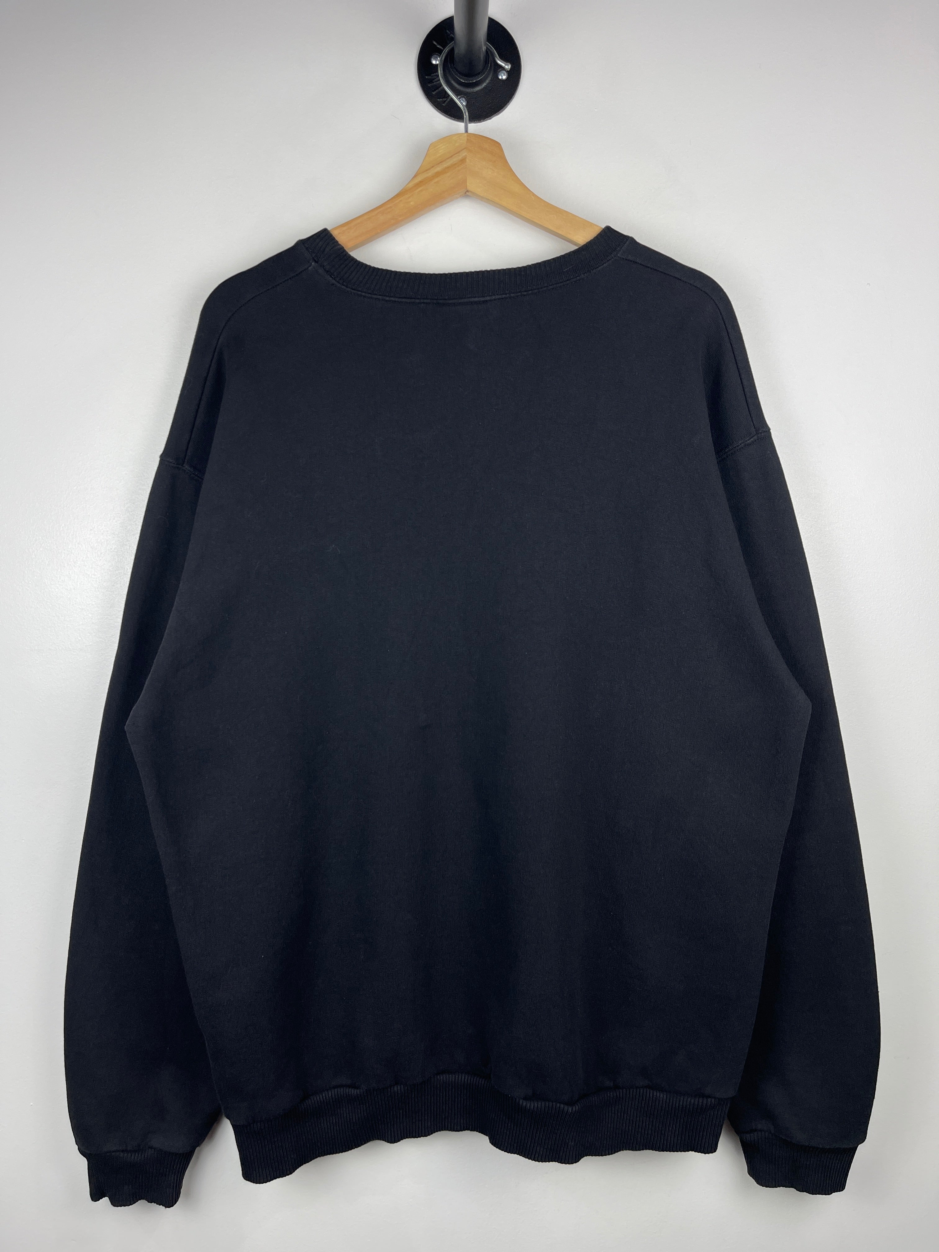 Vintage 90s University Of Waterloo Embroidered Black Crewneck